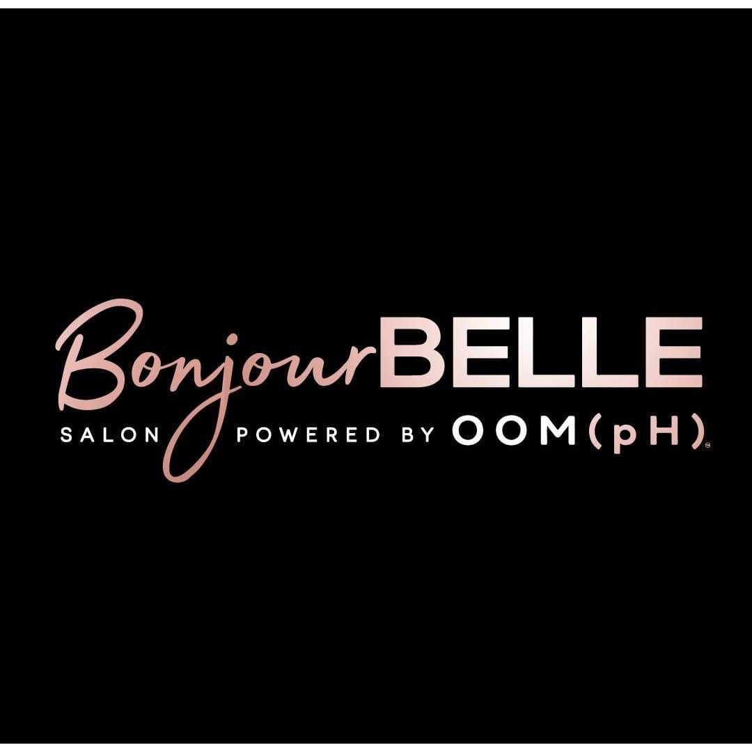 Portrait of Alexs, a professional stylist at Bonjour Belle Salon, showcasing their expertise and style.